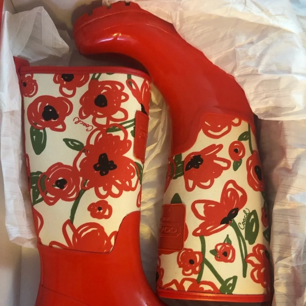 Coach rain boots 🩷 - Picture 2 of 3